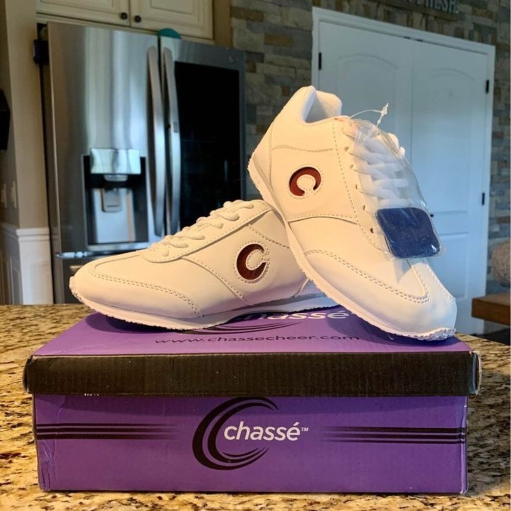 Chasse Pulse Cheer Shoes sz 4 New in Box